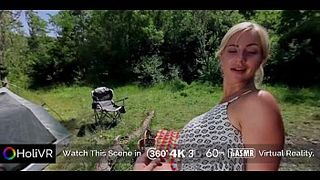 Сисястая блондинка пососала в лесу на полянке и дала мужику в позе наездницы